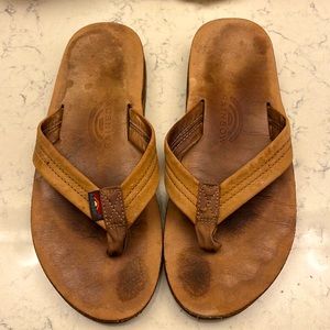 Rainbow Sandals. Men’s. Size: around 10/11.